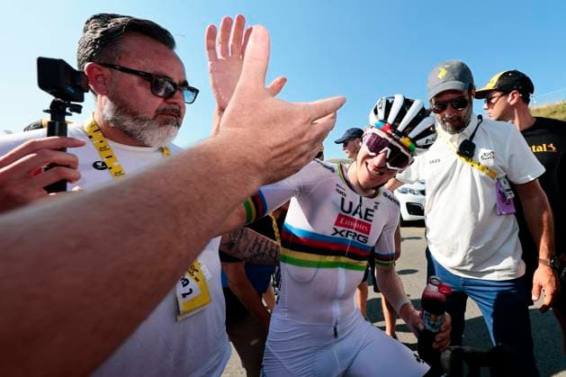 Tour de France 2025 Stage 12 HAUTACAM, FRANCE - JULY 17 : Pogacar Tadej (SLO) of UAE Team Emirates - XRG after the race during stage 12 of the 112th edition of Tour de France an UCI World Tour 2.UWT cycling road race stage for Men Elite of 181 km with start in Auch and finish in Hautacam on July 17, 2025 in Hautacam, France, 17 07 2025 ( Motordriver Kenny Verfaillie - Hautacam France  Copyright: xLucaxBettinix