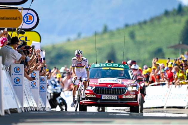 Tour de France 2025 Stage 12 HAUTACAM, FRANCE - JULY 17 : Pogacar Tadej (SLO) of UAE Team Emirates - XRG celebrating his victory during stage 12 of the 112th edition of Tour de France an UCI World Tour 2.UWT cycling road race stage for Men Elite of 181 km with start in Auch and finish in Hautacam on July 17, 2025 in Hautacam, France, 17 07 2025 ( Motordriver Kenny Verfaillie - Hautacam France  Copyright: xJanxDexMeuleneirx
