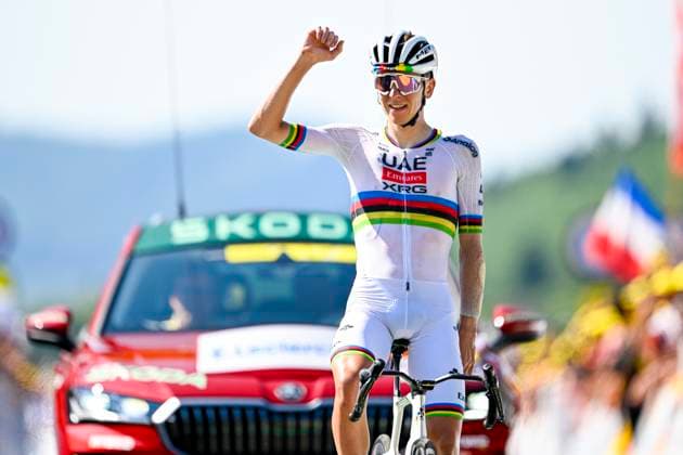 Tour de France 2025 Stage 12 HAUTACAM, FRANCE - JULY 17 : Pogacar Tadej (SLO) of UAE Team Emirates - XRG celebrating his victory during stage 12 of the 112th edition of Tour de France an UCI World Tour 2.UWT cycling road race stage for Men Elite of 181 km with start in Auch and finish in Hautacam on July 17, 2025 in Hautacam, France, 17 07 2025 ( Motordriver Kenny Verfaillie - Hautacam France  Copyright: xJanxDexMeuleneirx