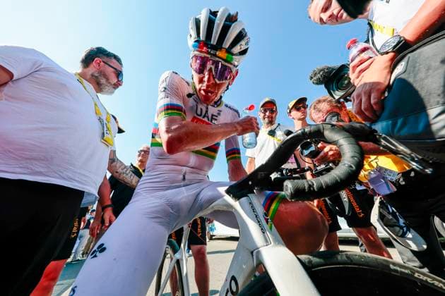 Tour de France 2025 Stage 12 HAUTACAM, FRANCE - JULY 17 : Pogacar Tadej (SLO) of UAE Team Emirates - XRG celebrating his victory after the race during stage 12 of the 112th edition of Tour de France an UCI World Tour 2.UWT cycling road race stage for Men Elite of 181 km with start in Auch and finish in Hautacam on July 17, 2025 in Hautacam, France, 17 07 2025 ( Motordriver Kenny Verfaillie - Hautacam France  Copyright: xLucaxBettinix