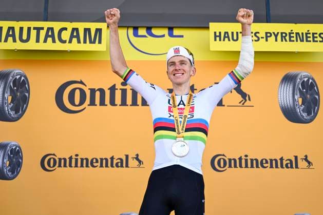 Tour de France 2025 Stage 12 HAUTACAM, FRANCE - JULY 17 : Pogacar Tadej (SLO) of UAE Team Emirates - XRG on the podium during stage 12 of the 112th edition of Tour de France an UCI World Tour 2.UWT cycling road race stage for Men Elite of 181 km with start in Auch and finish in Hautacam on July 17, 2025 in Hautacam, France, 17 07 2025 ( Motordriver Kenny Verfaillie - Hautacam France  Copyright: xJanxDexMeuleneirx