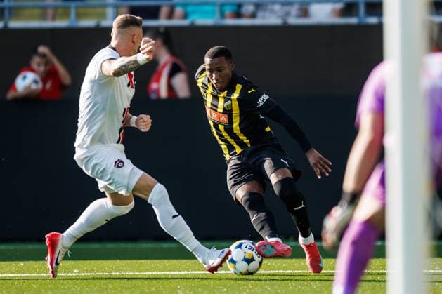 250717 Sanders Ngabo of Häcken during the UEFA Europa League qualifier football match between Häcken and Spartak Trnava on July 17, 2025 in Göteborg Photo Michael Erichsen BILDBYRAN COP 89 MI0850 fotboll football soccer fotball uefa europa league europa league häcken spartak trnava bbeng bbauto  Copyright: MICHAELxERICHSEN BB250717MI016