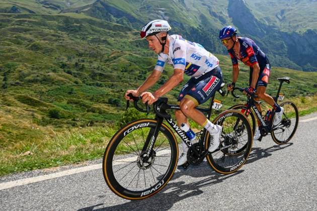 Tour de France 2025 Stage 12 HAUTACAM, FRANCE - JULY 17 : Barguil Warren (FRA) of Team Picnic PostNL, Evenepoel Remco (BEL) of Soudal - Quick Step in action during stage 12 of the 112th edition of Tour de France an UCI World Tour 2.UWT cycling road race stage for Men Elite of 181 km with start in Auch and finish in Hautacam on July 17, 2025 in Hautacam, France, 17 07 2025 ( Motordriver Kenny Verfaillie - Hautacam France  Copyright: xVincentxKalutx