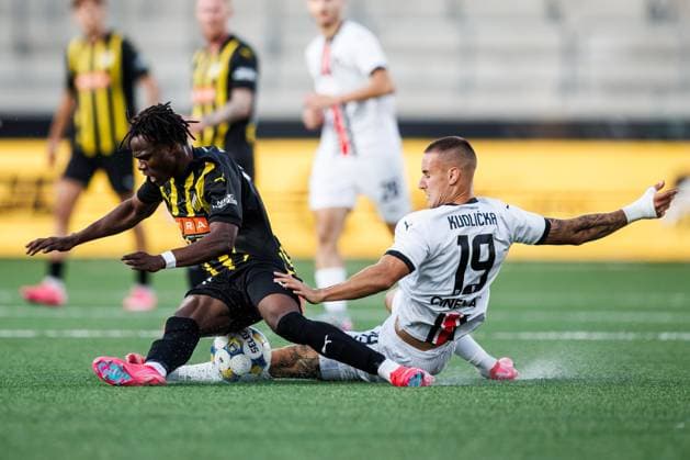 250717 Severin Nioule and John Paul Dembe of Häcken during the UEFA Europa League qualifier football match between Häcken and Spartak Trnava on July 17, 2025 in Göteborg Photo Michael Erichsen BILDBYRAN COP 89 MI0850 fotboll football soccer fotball uefa europa league europa league häcken spartak trnava bbeng bbauto  Copyright: MICHAELxERICHSEN BB250717MI029