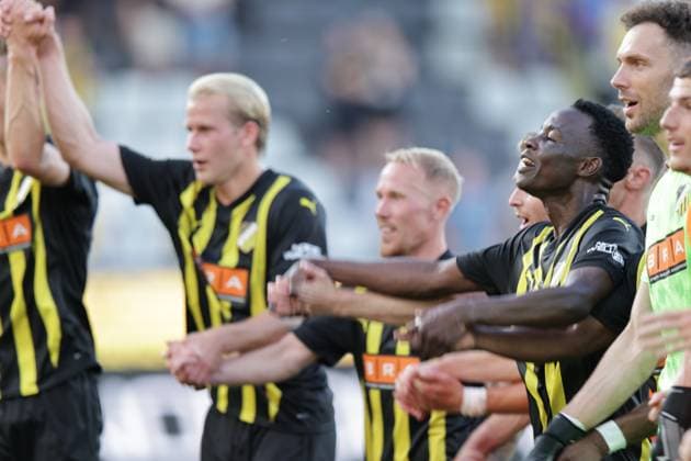 Gothenburg, SWEDEN 20250717 Häckens John Paul Dembe cheers after Thursdays Europa League qualifier between BK Häcken and Spartak Trnava at Bravida Arena Gothenburg SWEDEN x9200x  Copyright: xBjörnxLarssonxRosvall TTx KVAL EUROPA LEAGUE HÄCKEN - SPARTAK TRNAVA