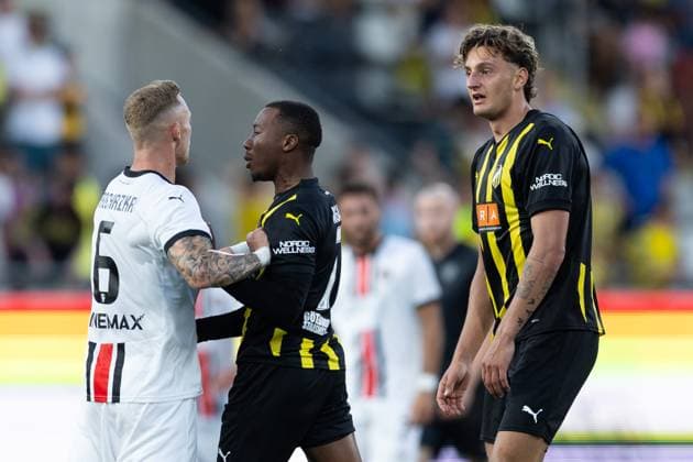 250717 Roman Prochazka of Spartak Trnava and Silas Andersen and Sanders Ngabo of Häcken after the UEFA Europa League qualifier football match between Häcken and Spartak Trnava on July 17, 2025 in Göteborg Photo Michael Erichsen BILDBYRAN COP 89 MI0850 bbeng europa league football fotball fotboll häcken soccer spartak trnava uefa europa league  Copyright: MICHAELxERICHSEN BB250717MI035