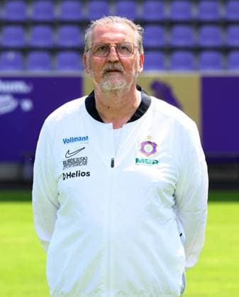 Team presentation Erz Aue 3 Liga team doctor Peter Junghänel Junghaenel, FC Erzgebirge Aue 3 Liga, Porträttermin 2025 2026 , Aue, 17 07 2025, Erzgebirgsstadion, Fußball , For editorial use only Only editorial use