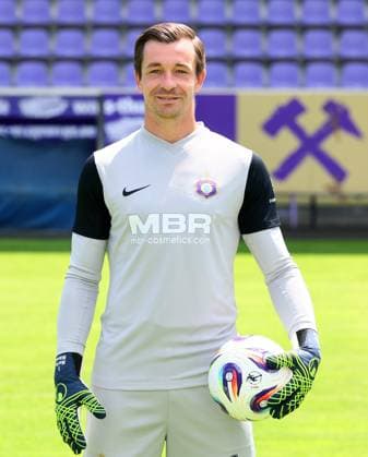 Team presentation Erz Aue 3 Liga Goalkeeper Martin Männel Maennel, FC Erzgebirge Aue 3 Liga, Porträttermin 2025 2026 , Aue, 17 07 2025, Erzgebirgsstadion, Fußball , For editorial use only Only editorial use