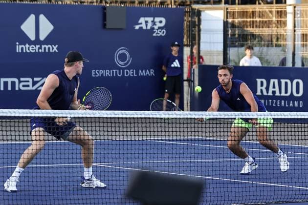 LOS CABOS TENNIS OPEN 2025 LOS CABOS TENNIS OPEN 2025 CASH TRACY VS RAM HARRISON 17072025 LOS CABOS, BAJA CALIFORNIA, MEXICO Photo of Robert Cash and James Tracy of the USA, during quarter final doubles game of Los Cabos Tennis Open 2025 held at the Court 1 of the Cabo Sports Complex of Los Cabos, Baja California, Mexico Photo Robert Cash and James Tracy of the USA, during quarter final doubles game of Los Cabos Tennis Open 2025 held at the Court 1 of the Cabo Sports Complex of Los Cabos, Baja California, Mexico PHOTO BY IMAGENSHOP AGENCIA FOTOGRAFICA LOS CABOS BAJA CALIFORNIA MEXICO Copyright: xIMAGENSHOPxAGENCIAxFOTOGRAFICAx