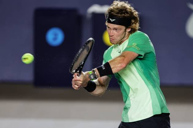 LOS CABOS TENNIS OPEN 2025, LOS CABOS TENNIS OPEN 2025 RUBLEV VS NAVA 17072025 LOS CABOS, BAJA CALIFORNIA, MEXICO Action photo of Andrey Rublev of Russia, during quarter final singles game of Los Cabos Tennis Open 2025 held at the Mextenis Stadium of the Cabo Sports Complex of Los Cabos, Baja California, Mexico Action photo of Andrey Rublev of Russia, during quarter final singles game of Los Cabos Tennis Open 2025 held at the Mextenis Stadium of the Cabo Sports Complex of Los Cabos, Baja California, Mexico PHOTO BY IMAGENSHOP AGENCIA FOTOGRAFICA LOS CABOS BAJA CALIFORNIA MEXICO Copyright: xIMAGENSHOPxAGENCIAxFOTOGRAFICAx