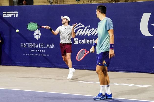 LOS CABOS TENNIS OPEN 2025 LOS CABOS TENNIS OPEN 2025 CHANDRASEKAR STALDER VS TOMIC MONTEMAYOR 17072025 LOS CABOS, BAJA CALIFORNIA, MEXICO Action photo of Bernard Tomic of Australia and Manuel Sanchez Montemayor of Mexico, during quarter final singles game of Los Cabos Tennis Open 2025 held at the Court 1 of the Cabo Sports Complex of Los Cabos, Baja California, Mexico Action photo of Bernard Tomic of Australia and Manuel Sanchez Montemayor of Mexico, during quarter final singles game of Los Cabos Tennis Open 2025 held at the Court 1 of the Cabo Sports Complex of Los Cabos, Baja California, Mexico PHOTO BY IMAGENSHOP AGENCIA FOTOGRAFICA LOS CABOS BAJA CALIFORNIA MEXICO Copyright: xIMAGENSHOPxAGENCIAxFOTOGRAFICAx