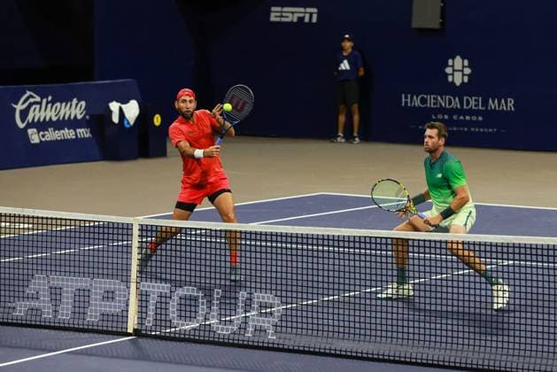 LOS CABOS TENNIS OPEN 2025 LOS CABOS TENNIS OPEN 2025 GONZALEZ KRAJICEK VS EBDEN PEERS 17072025 LOS CABOS, BAJA CALIFORNIA, MEXICO Action photo of Santiago Gonzalez of Mexico and Austin Krajicek of the USA, during quarter final singles game of Los Cabos Tennis Open 2025 held at the Grand Stand of the Cabo Sports Complex of Los Cabos, Baja California, Mexico Action photo of Santiago Gonzalez of Mexico and Austin Krajicek of the USA, during quarter final singles game of Los Cabos Tennis Open 2025 held at the Grand Stand of the Cabo Sports Complex of Los Cabos, Baja California, Mexico PHOTO BY IMAGENSHOP AGENCIA FOTOGRAFICA LOS CABOS BAJA CALIFORNIA MEXICO Copyright: xIMAGENSHOPxAGENCIAxFOTOGRAFICAx