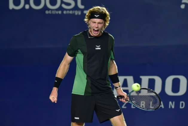 LOS CABOS TENNIS TENNIS OPEN 2025 LOS CABOS TENNIS OPEN 2025 RUBLEV VS NAVA 17072025 LOS CABOS, BAJA CALIFORNIA, MEXICO Action photo of Andrey Rublev of Russia, during quarter final singles game of Los Cabos Tennis Open 2025 held at the Mextenis Stadium of the Cabo Sports Complex of Los Cabos, Baja California, Mexico Action photo of Andrey Rublev of Russia, during quarter final singles game of Los Cabos Tennis Open 2025 held at the Mextenis Stadium of the Cabo Sports Complex of Los Cabos, Baja California, Mexico PHOTO BY IMAGENSHOP AGENCIA FOTOGRAFICA LOS CABOS BAJA CALIFORNIA MEXICO Copyright: xIMAGENSHOPxAGENCIAxFOTOGRAFICAx