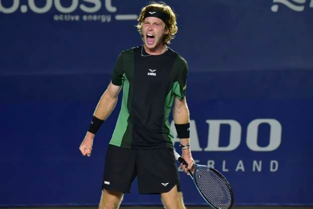 LOS CABOS TENNIS TENNIS OPEN 2025 LOS CABOS TENNIS OPEN 2025 RUBLEV VS NAVA 17072025 LOS CABOS, BAJA CALIFORNIA, MEXICO Action photo of Andrey Rublev of Russia, during quarter final singles game of Los Cabos Tennis Open 2025 held at the Mextenis Stadium of the Cabo Sports Complex of Los Cabos, Baja California, Mexico Action photo of Andrey Rublev of Russia, during quarter final singles game of Los Cabos Tennis Open 2025 held at the Mextenis Stadium of the Cabo Sports Complex of Los Cabos, Baja California, Mexico PHOTO BY IMAGENSHOP AGENCIA FOTOGRAFICA LOS CABOS BAJA CALIFORNIA MEXICO Copyright: xIMAGENSHOPxAGENCIAxFOTOGRAFICAx
