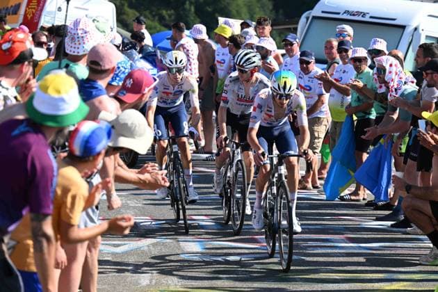 17-07-2025 Tour De France; Tappa 12 Auch - Hautacam; 2025, Totalenergies; 2025, Uae Team Emirates - Xrg; Jegat, Jordan; Cras, Steff; Yates, Simon; Hautacam; 