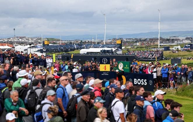 The 153rd Open Championship, Royal Portrush Golf Club, Co. Antrim 18 7 2025 Tommy Fleetwood tees off the fourth Tommy Fleetwood tees off the fourth 18 7 2025  Copyright: x INPHO BenxBradyx BB2_9189
