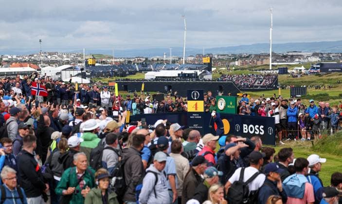 The 153rd Open Championship, Royal Portrush Golf Club, Co. Antrim 18 7 2025 Rory McIlroy tees off the fourth Rory McIlroy tees off the fourth 18 7 2025  Copyright: x INPHO BenxBradyx BB2_9230