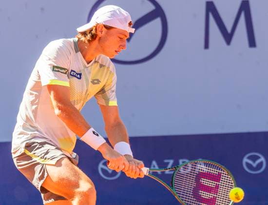July 18, 2025, Gstaad, Bern, Switzerland: Gstaad Switzerland, 07 18 2025: IGNACIO BUSE of Peru is in action during quarter-final of EFG Swiss Open Gstaad ATP, Tennis Herren 250 and took place at Roy Emerson Arena in Gstaad, which is located in the famous ski resort of Gstaad and which is located in the Bernese Oberland. Gstaad Switzerland - ZUMAd206 20250718_zip_d206_001 Copyright: xEricxDubostx