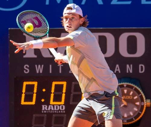 July 18, 2025, Gstaad, Bern, Switzerland: Gstaad Switzerland, 07 18 2025: IGNACIO BUSE of Peru is in action during quarter-final of EFG Swiss Open Gstaad ATP, Tennis Herren 250 and took place at Roy Emerson Arena in Gstaad, which is located in the famous ski resort of Gstaad and which is located in the Bernese Oberland. Gstaad Switzerland - ZUMAd206 20250718_zip_d206_017 Copyright: xEricxDubostx