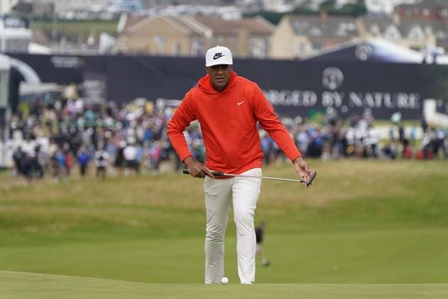 The 153rd Open Championship 2025 Tony Finau In action on the 1st hole the 2nd day TheÊ153rd Open Championship, Royal Portrush Golf Club (Dunluce Links) in Portrush, County Antrim, Northern Ireland, from Thursday, 17 July to Sunday, 20 July 2025. Copyright: xMarkxNewcombex