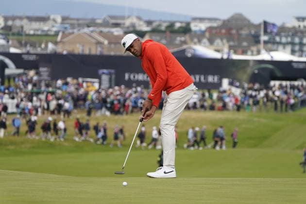 The 153rd Open Championship 2025 Tony Finau In action on the 1st hole the 2nd day TheÊ153rd Open Championship, Royal Portrush Golf Club (Dunluce Links) in Portrush, County Antrim, Northern Ireland, from Thursday, 17 July to Sunday, 20 July 2025. Copyright: xMarkxNewcombex