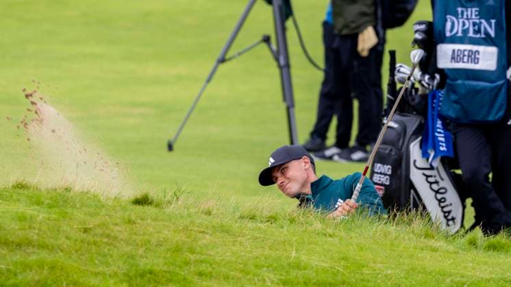 PORTRUSH, NORTHERN IRELAND 20250718 Ludvig Aberg, Sweden, plays his way out of the fairway bunker on the second hole on Friday in The Open Golf men Photo Christer Höglund TT Code 40750 PORTRUSH UK x40750x  Copyright: xChristerxHöglund TTx BRITISH OPEN GOLF 2025