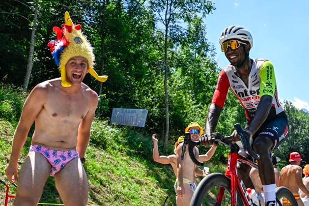 Tour de France 2025 Stage 13 PEYRAGUDES, FRANCE - JULY 18 : Girmay Biniam (ERI) of Intermarche - Wanty in action during stage 13 of the 112th edition of Tour de France an UCI World Tour 2.UWT Individual Time Trial stage for Men Elite of 11 km with start in Loudenvielle and finish in Peyragudes on July 18, 2025 in Peyragudes, France, 18 07 2025 ( Motordriver Kenny Verfaillie - Peyragudes France  Copyright: xJanxDexMeuleneirx