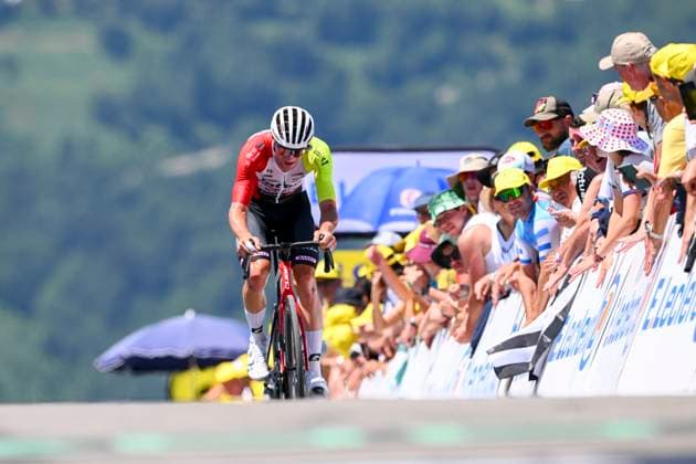 Tour de France 2025 Stage 13 PEYRAGUDES, FRANCE - JULY 18 : Rex Laurenz (BEL) of Intermarche - Wanty at the finish line during stage 13 of the 112th edition of Tour de France an UCI World Tour 2.UWT Individual Time Trial stage for Men Elite of 11 km with start in Loudenvielle and finish in Peyragudes on July 18, 2025 in Peyragudes, France, 18 07 2025 ( Motordriver Kenny Verfaillie - Peyragudes France  Copyright: xVincentxKalutx