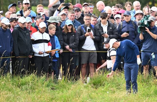 Rory McIlroy takes a penalty drop on the 2nd fairway The Open Championship, Day Two, Golf, Royal Portrush Golf Club, Portrush, Northern Ireland, UK - 18 Jul 2025 EDITORIAL USE ONLY No use with unauthorised audio, video, data, fixture lists, club league logos or live services. Online in-match use limited to 120 images, no video emulation. No use in betting, games or single club league player publications.  Copyright: xGreigxCowie Shutterstockx 15402506r