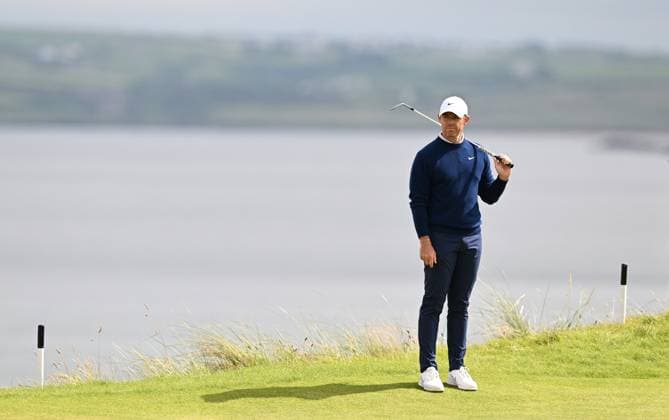 Rory McIlroy looks dejected on the 5th Green The Open Championship, Day Two, Golf, Royal Portrush Golf Club, Portrush, Northern Ireland, UK - 18 Jul 2025 EDITORIAL USE ONLY No use with unauthorised audio, video, data, fixture lists, club league logos or live services. Online in-match use limited to 120 images, no video emulation. No use in betting, games or single club league player publications.  Copyright: xGreigxCowie Shutterstockx 15402506w