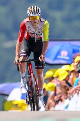 Tour de France 2025 Stage 13 PEYRAGUDES, FRANCE - JULY 18 : Barre Louis (FRA) of Intermarche - Wanty at the finish line during stage 13 of the 112th edition of Tour de France an UCI World Tour 2.UWT Individual Time Trial stage for Men Elite of 11 km with start in Loudenvielle and finish in Peyragudes on July 18, 2025 in Peyragudes, France, 18 07 2025 ( Motordriver Kenny Verfaillie - Peyragudes France  Copyright: xVincentxKalutx