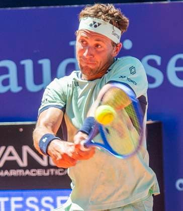 July 18, 2025, Gstaad, Bern, Switzerland: Gstaad Switzerland, 07 18 2025: CASPER RUUD of Norway return during quarter-final of EFG Swiss Open Gstaad ATP, Tennis Herren 250 and took place at Roy Emerson Arena in Gstaad, which is located in the famous ski resort of Gstaad and which is located in the Bernese Oberland. Gstaad Switzerland - ZUMAd206 20250718_zip_d206_037 Copyright: xEricxDubostx