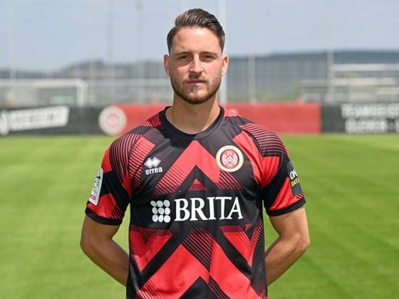 17 07 2025, xjhx, Football 3 League, SV Wehen Wiesbaden photo appointment season 2025 26, Lukas Schleimer SV Wehen Wiesbaden 3 League, portrait appointment 2025 2026 Wiesbaden