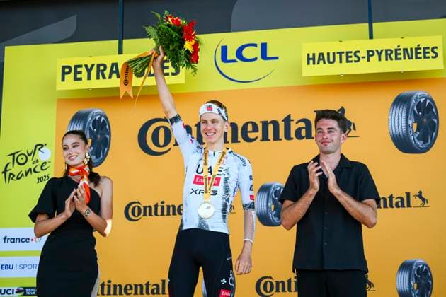 Tour de France 2025 Stage 13 PEYRAGUDES, FRANCE - JULY 18 : Pogacar Tadej (SLO) of UAE Team Emirates - XRG on the podium during stage 13 of the 112th edition of Tour de France an UCI World Tour 2.UWT Individual Time Trial stage for Men Elite of 11 km with start in Loudenvielle and finish in Peyragudes on July 18, 2025 in Peyragudes, France, 18 07 2025 ( Motordriver Kenny Verfaillie - Peyragudes France  Copyright: xVincentxKalutx