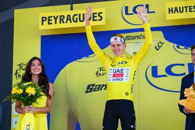 Tour de France 2025 Stage 13 PEYRAGUDES, FRANCE - JULY 18 : Pogacar Tadej (SLO) of UAE Team Emirates - XRG on the podium with the yellow jersey during stage 13 of the 112th edition of Tour de France an UCI World Tour 2.UWT Individual Time Trial stage for Men Elite of 11 km with start in Loudenvielle and finish in Peyragudes on July 18, 2025 in Peyragudes, France, 18 07 2025 ( Motordriver Kenny Verfaillie - Peyragudes France  Copyright: xVincentxKalutx