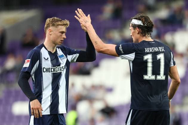 SOCCER - A.Wien vs Hertha, test match VIENNA,AUSTRIA,18.JUL.25 - SOCCER - ADMIRAL Bundesliga, 2. Deutsche Bundesliga, FK Austria Wien vs Hertha BSC Berlin, test match. Image shows the rejoicing of Julian Eitschberger and Fabian Reese (Hertha).  GEPAxpictures xArminxRauthner