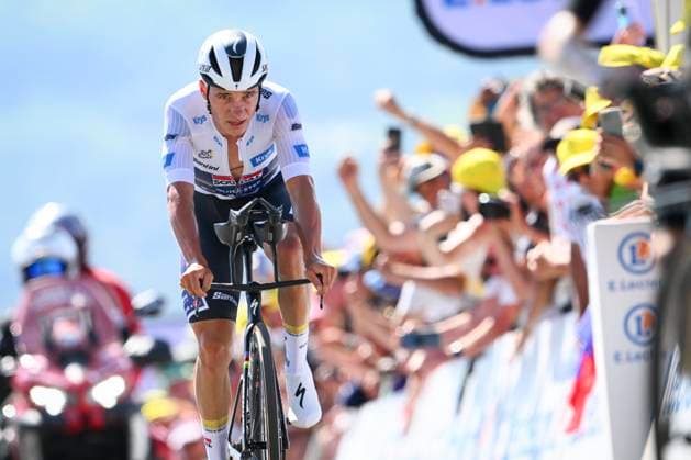 Tour de France 2025 Stage 13 PEYRAGUDES, FRANCE - JULY 18 : Evenepoel Remco (BEL) of Soudal - Quick Step during stage 13 of the 112th edition of Tour de France an UCI World Tour 2.UWT Individual Time Trial stage for Men Elite of 11 km with start in Loudenvielle and finish in Peyragudes on July 18, 2025 in Peyragudes, France, 18 07 2025 ( Motordriver Kenny Verfaillie - Peyragudes France  Copyright: xVincentxKalutx