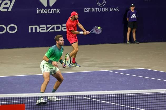 LOS CABOS TENNIS OPEN 2025 LOS CABOS TENNIS OPEN 2025 KRAJICEK GONZALEZ VS CASH TRACY 18072025 LOS CABOS, BAJA CALIFORNIA, MEXICO Action photo of Austin Krajicek of the USA and Santiago Gonzalez of Mexico during semifinal doubles game of Los Cabos Tennis Open 2025 held at the Grand Stand of the Cabo Sports Complex of Los Cabos, Baja California, Mexico Action photo of Austin Krajicek of the USA and Santiago Gonzalez of Mexico during semifinal doubles singles game of Los Cabos Tennis Open 2025 held at the Grand Stand of the Cabo Sports Complex of Los Cabos, Baja California, Mexico PHOTO BY IMAGENSHOP AGENCIA FOTOGRAFICA LOS CABOS BAJA CALIFORNIA MEXICOI Copyright: xIMAGENSHOPxAGENCIAxFOTOGRAFICAx