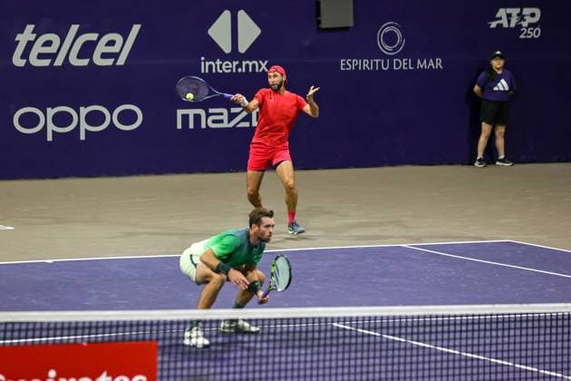 LOS CABOS TENNIS OPEN 2025 LOS CABOS TENNIS OPEN 2025 KRAJICEK GONZALEZ VS CASH TRACY 18072025 LOS CABOS, BAJA CALIFORNIA, MEXICO Action photo of Austin Krajicek of the USA and Santiago Gonzalez of Mexico during semifinal doubles game of Los Cabos Tennis Open 2025 held at the Grand Stand of the Cabo Sports Complex of Los Cabos, Baja California, Mexico Action photo of Austin Krajicek of the USA and Santiago Gonzalez of Mexico during semifinal doubles singles game of Los Cabos Tennis Open 2025 held at the Grand Stand of the Cabo Sports Complex of Los Cabos, Baja California, Mexico PHOTO BY IMAGENSHOP AGENCIA FOTOGRAFICA LOS CABOS BAJA CALIFORNIA MEXICOI Copyright: xIMAGENSHOPxAGENCIAxFOTOGRAFICAx