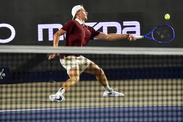 LOS CABOS TENNIS OPEN 2025 LOS CABOS TENNIS OPEN 2025 SHAPOVALOV VS WALTON 18072025 LOS CABOS, BAJA CALIFORNIA, MEXICO Action photo of Denis Shapovalov of Canada during semifinal singles game of Los Cabos Tennis Open 2025 held at the Mextenis Stadium of the Cabo Sports Complex of Los Cabos, Baja California, Mexico Action photo of Denis Shapovalov of Canada during semifinal singles game of Los Cabos Tennis Open 2025 held at the Mextenis Stadium of the Cabo Sports Complex of Los Cabos, Baja California, Mexico PHOTO BY IMAGENSHOP AGENCIA FOTOGRAFICA LOS CABOS BAJA CALIFORNIA MEXICO Copyright: xIMAGENSHOPxAGENCIAxFOTOGRAFICAx
