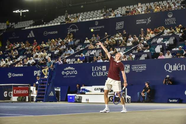 LOS CABOS TENNIS OPEN 2025 LOS CABOS TENNIS OPEN 2025 SHAPOVALOV VS WALTON 18072025 LOS CABOS, BAJA CALIFORNIA, MEXICO Action photo of Denis Shapovalov of Canada during semifinal singles game of Los Cabos Tennis Open 2025 held at the Mextenis Stadium of the Cabo Sports Complex of Los Cabos, Baja California, Mexico Action photo of Denis Shapovalov of Canada during semifinal singles game of Los Cabos Tennis Open 2025 held at the Mextenis Stadium of the Cabo Sports Complex of Los Cabos, Baja California, Mexico PHOTO BY IMAGENSHOP AGENCIA FOTOGRAFICA LOS CABOS BAJA CALIFORNIA MEXICO Copyright: xIMAGENSHOPxAGENCIAxFOTOGRAFICAx