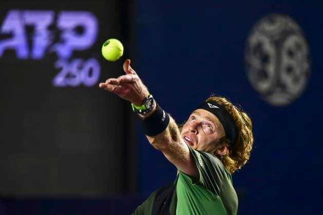 LOS CABOS TENNIS OPEN 2025 LOS CABOS TENNIS OPEN 2025 RUBLEV VS KOVACEVIC 18072025 LOS CABOS, BAJA CALIFORNIA, MEXICO Action photo of Andry Rublev of Russia, during semifinal singles game of Los Cabos Tennis Open 2025 held at the Mextenis Stadium of the Cabo Sports Complex of Los Cabos, Baja California, Mexico Action photo of Andry Rublev of Russia, during semifinal singles game of Los Cabos Tennis Open 2025 held at the Mextenis Stadium of the Cabo Sports Complex of Los Cabos, Baja California, Mexico PHOTO BY IMAGENSHOP AGENCIA FOTOGRAFICA LOS CABOS BAJA CALIFORNIA MEXICO Copyright: xIMAGENSHOPxAGENCIAxFOTOGRAFICAx