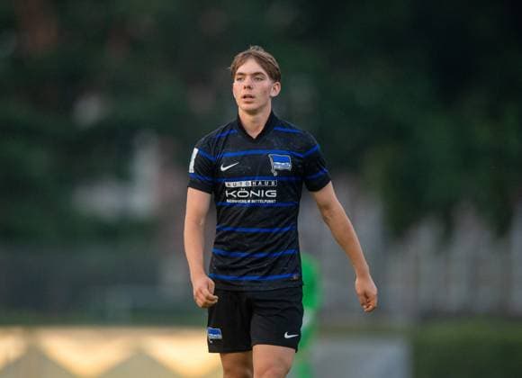 Fussball, Herren, Saison 2025 26, Testspiel, Hertha BSC U19 - SG Union Klosterfelde, Kennet Eichhorn (Hertha), 18.07. 2025, *** Soccer, Men, Season 2025 26, Test match, Hertha BSC U19 SG Union Klosterfelde, Kennet Eichhorn Hertha , 18 07 2025, Copyright: xSebastianxRäppold MatthiasxKochx