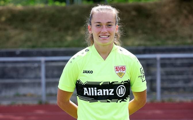 BAU Stuttgart soccer 2 Bundesliga photo shoot Kiara Beck VfB Stuttgart women,portrait appointment 2025 2026