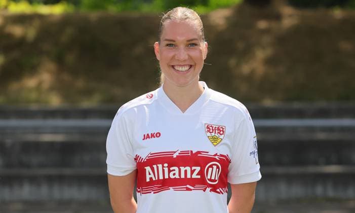 BAU Stuttgart Soccer 2 Bundesliga photo session Charlotte Blümel VfB Stuttgart Women, portrait appointment 2025 2026