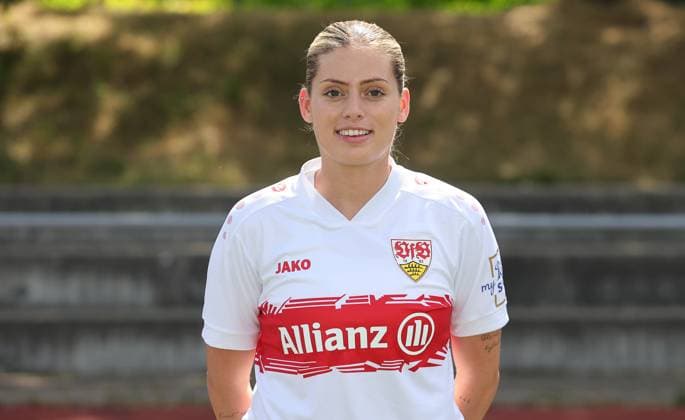 BAU Stuttgart Football 2 Bundesliga photo session Dafina Redzepi VfB Stuttgart Women, portrait appointment 2025 2026