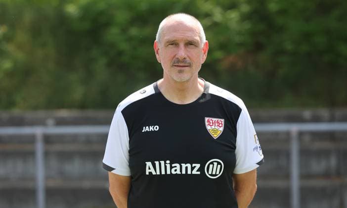 BAU Stuttgart Football 2 Bundesliga photo session Ralph Munz VfB Stuttgart Women,portrait appointment 2025 2026