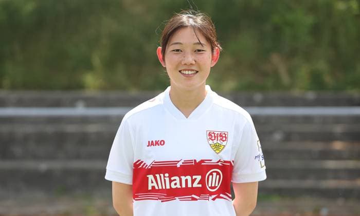 BAU Stuttgart Soccer 2 Bundesliga photo session Haruka Osawa VfB Stuttgart Women,portrait appointment 2025 2026