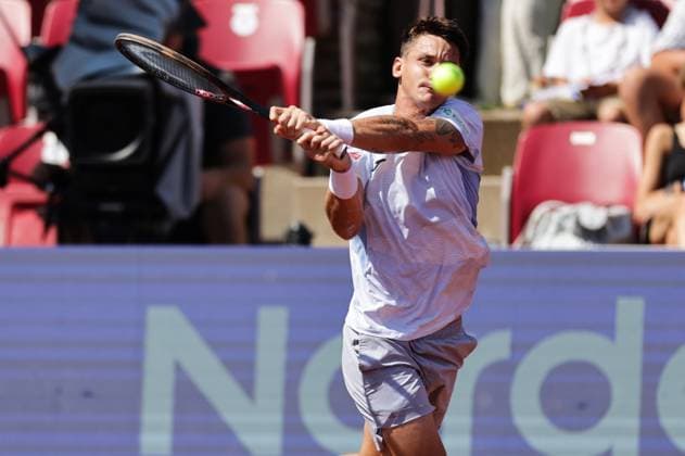 BASTAD, SWEDEN 20250719 Camilo Ugo Carabelli, Argentina, during Saturdays semifinal between Camilo Ugo Carabelli, Argentina, and Jesper de Jong, the Netherlands, in the mens doubles at the Nordea Open tennis tournament in Bastad BASTAD SWEDEN x9200x  Copyright: xBjörnxLarssonxRosvall TTx NORDEA OPEN 2025
