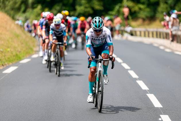 Tour de France 2025 Stage 14 LUCHON SUPERBAGNERES, FRANCE - JULY 19 : Buitrago Santiago (COL) of Bahrain - Victorius in action during stage 14 of the 112th edition of Tour de France an UCI World Tour 2.UWT cycling road race stage for Men Elite of 183 km with start in Pau and finish in Luchon Superbagneres on July 19, 2025 in Luchon Superbagneres, France, 19 07 2025 ( Motordriver Kenny Verfaillie - Luchon Superbagneres France  Copyright: xLucaxBettinix